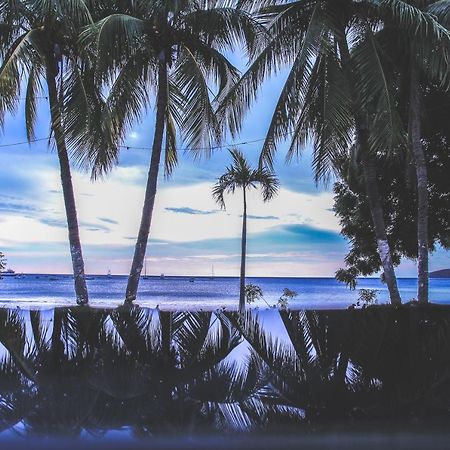 Cafe De Playa Beach Front Hotel Coco Ngoại thất bức ảnh