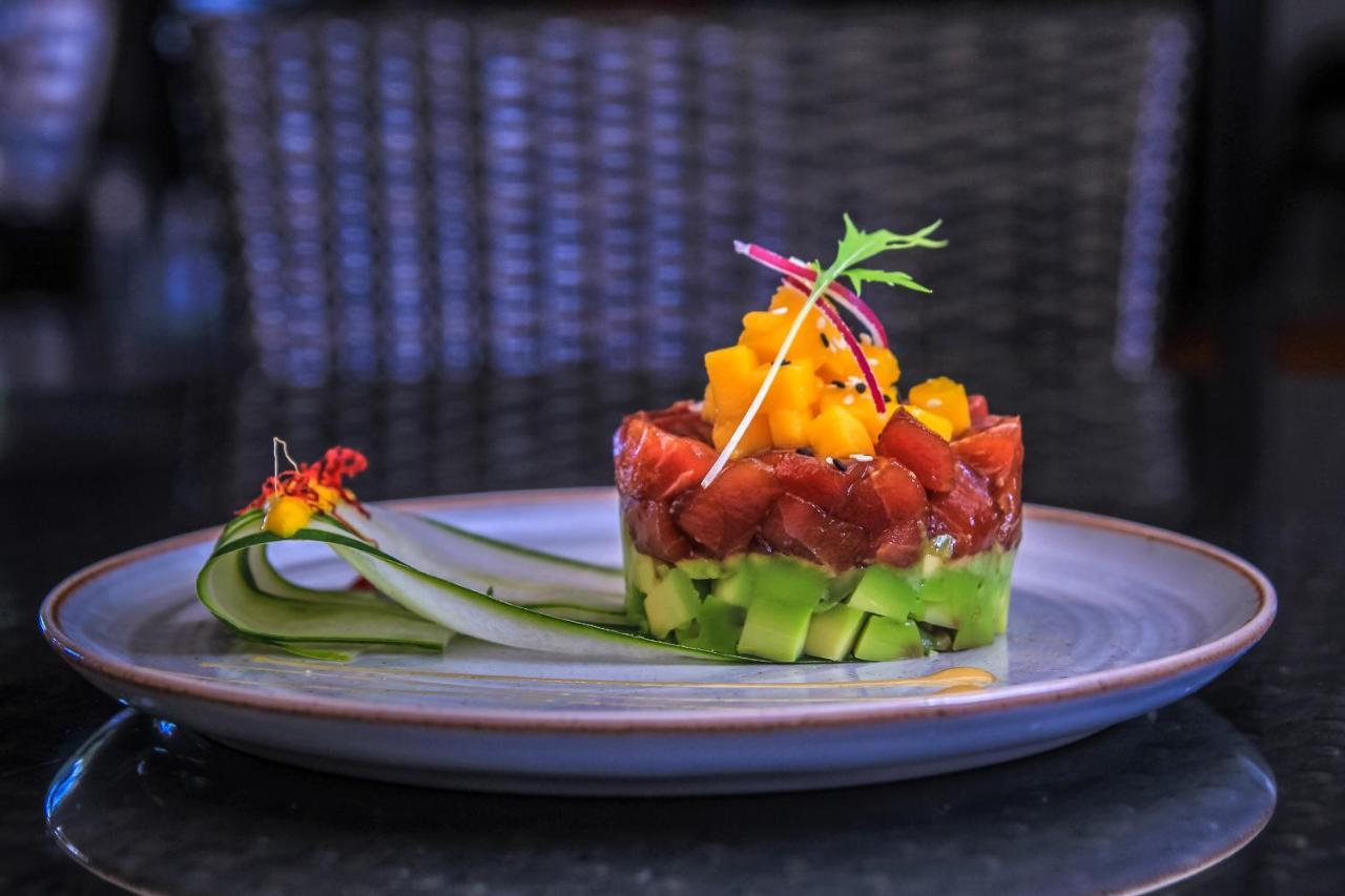 Cafe De Playa Beach Front Hotel Coco Ngoại thất bức ảnh